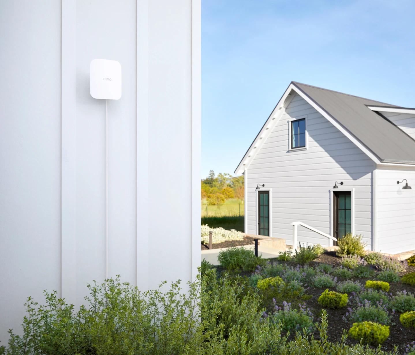 Mesh Wi-Fi equipment used for a Charlotte home network
