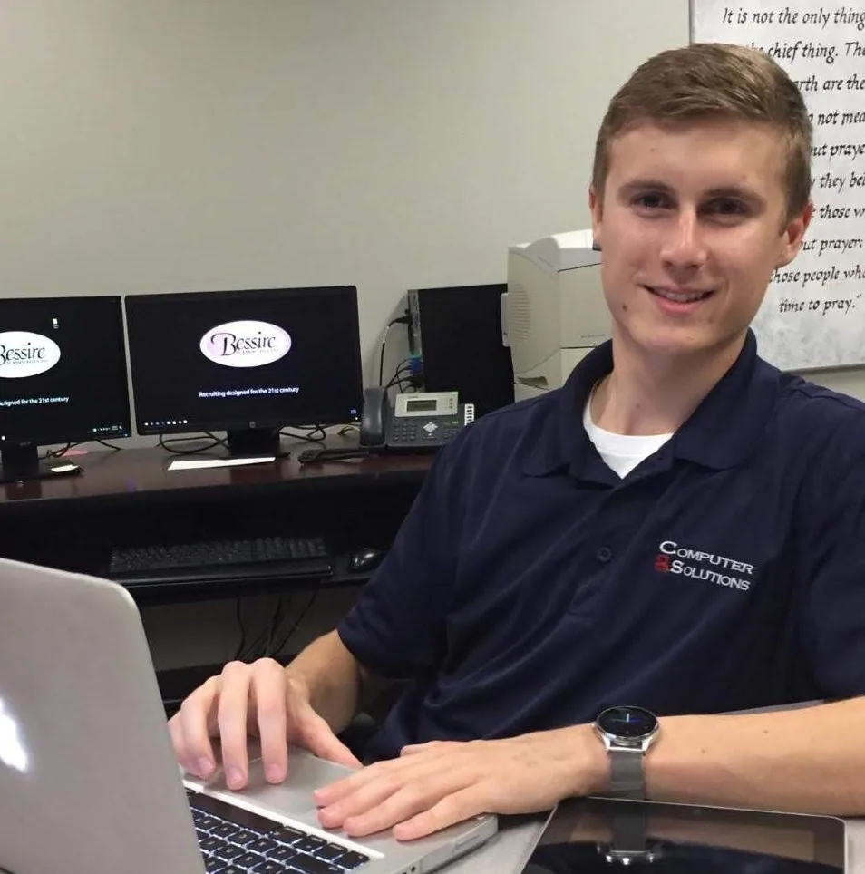 Helping seniors with laptops and iPhones